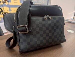 ルイ・ヴィトン ダミエグラフィット デイトンPM 買いとり