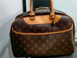 ルイヴィトン ドーヴィル M47270 買いとり